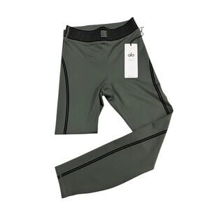 NWT! Alo Yoga Airlift High-Waist 7/8 Line Up Legging Dark Cactus M